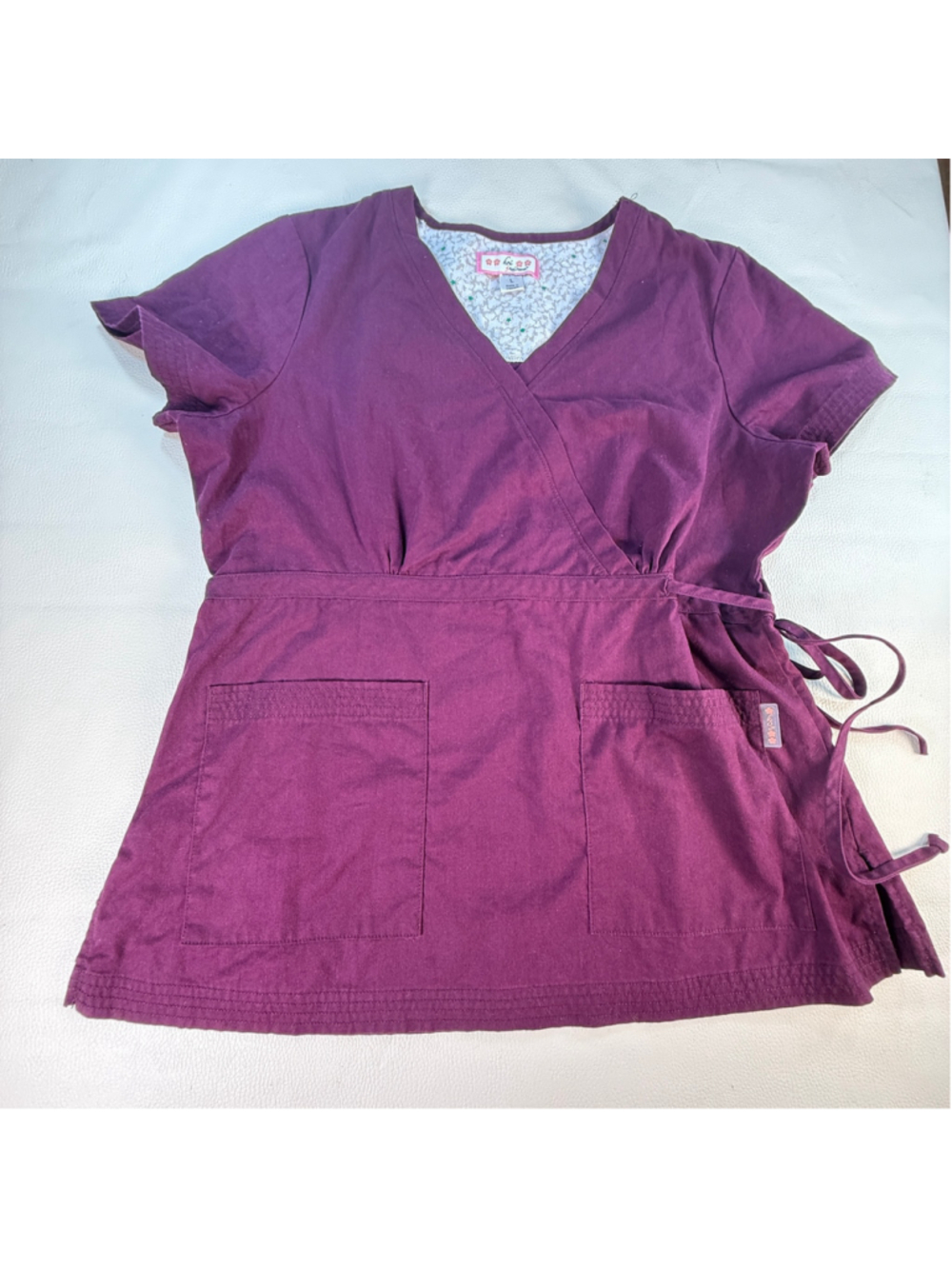 Koi Kathy Peterson Scrub Top Women Large Burgundy Wrap Tie Waist Nurse Medical